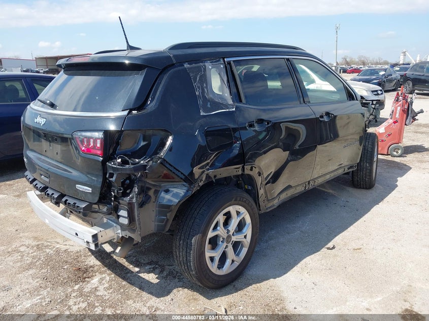 2025 Jeep Compass Latitude 4X4