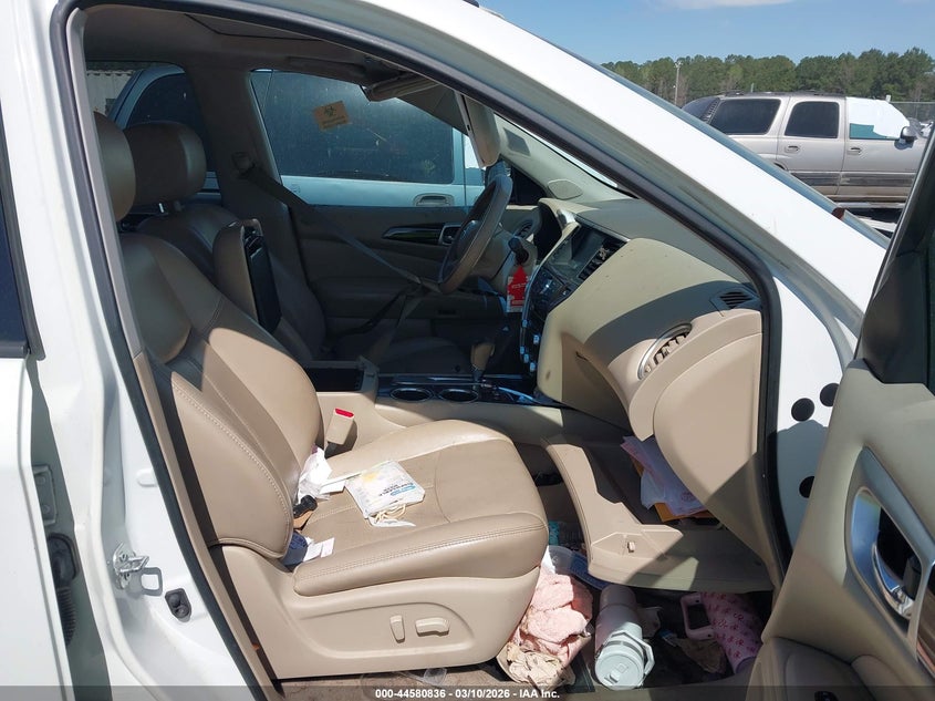 2014 Nissan Pathfinder Platinum