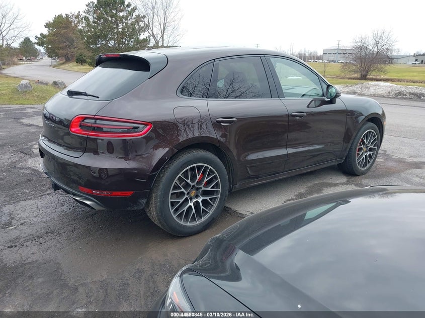 2018 Porsche Macan Turbo