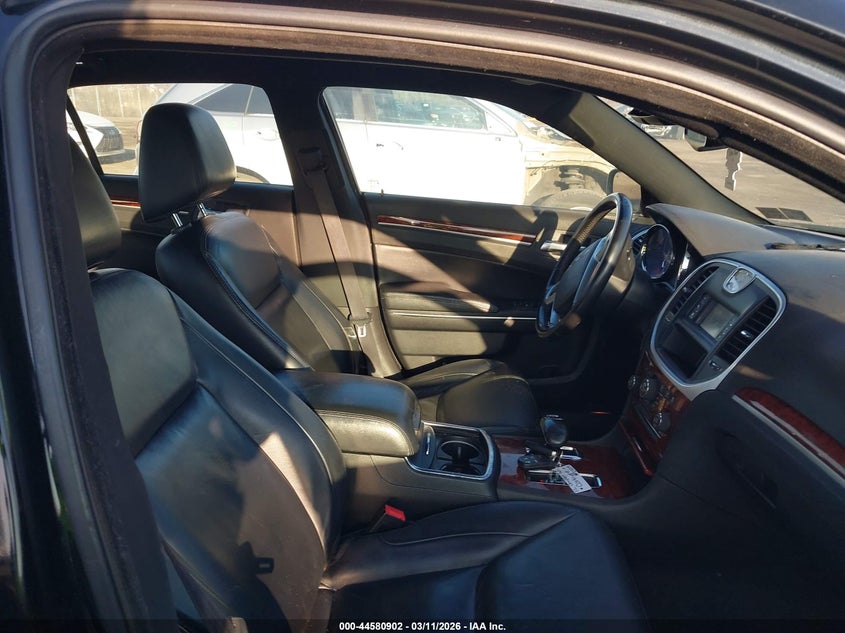 2012 Chrysler 300 Limited