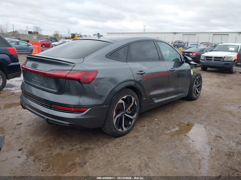 Vin: wa12aage4nb008167, lot: 45077791, audi e-tron sportback premium plus s line quattro 20224