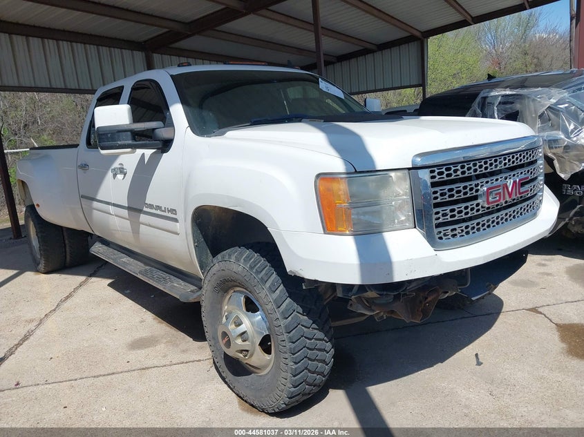 2013 GMC SIERRA 3500HD DENALI