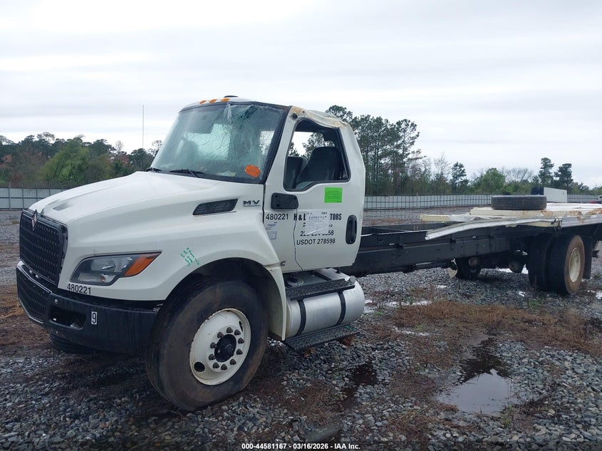 2024 INTERNATIONAL MV TRUCK N/A