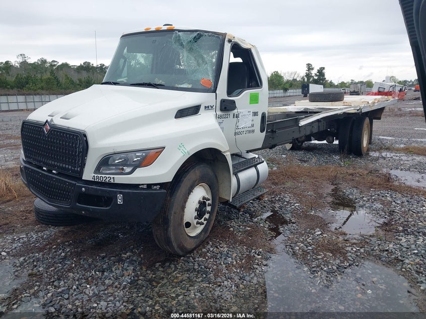 2024 INTERNATIONAL MV TRUCK N/A