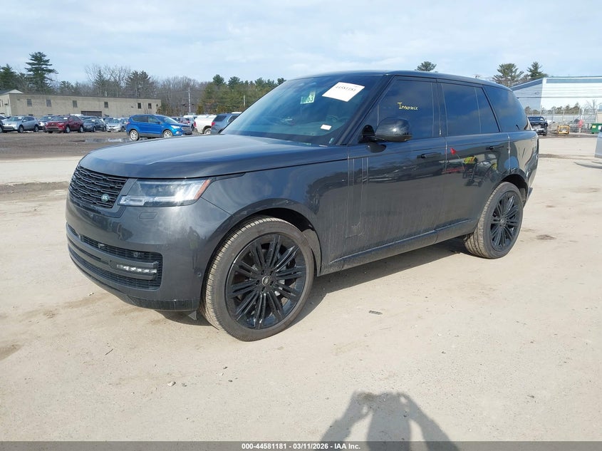 2025 Land Rover Range Rover P400 Se