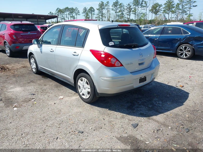 2011 Nissan Versa 1.8S