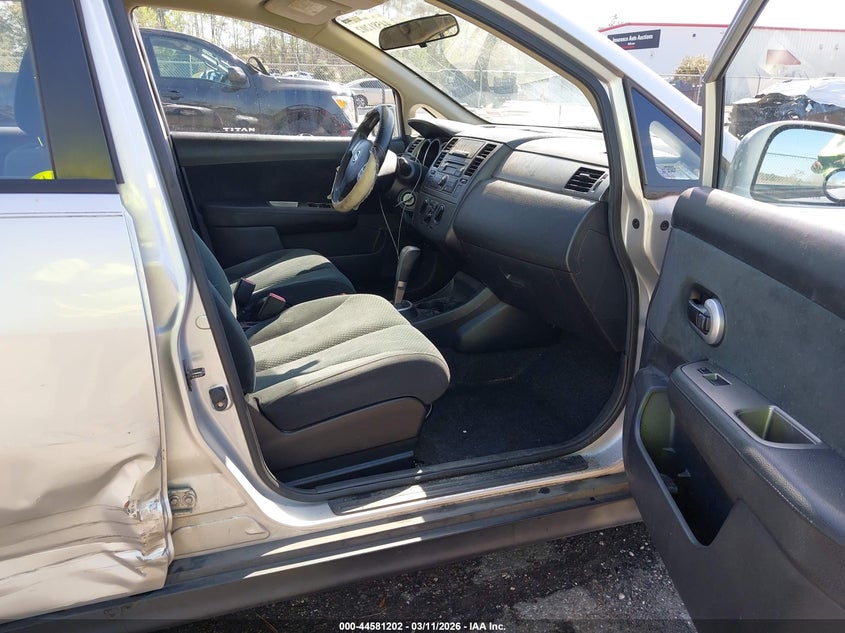 2011 Nissan Versa 1.8S