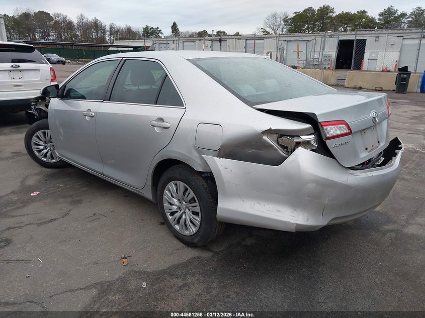 2013 Toyota Camry Le