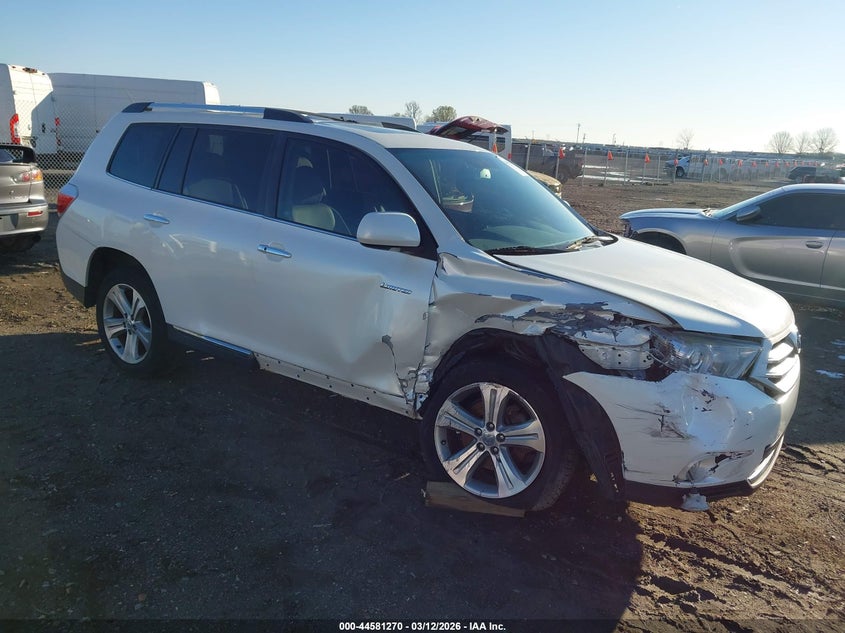 2013 Toyota Highlander Limited V6