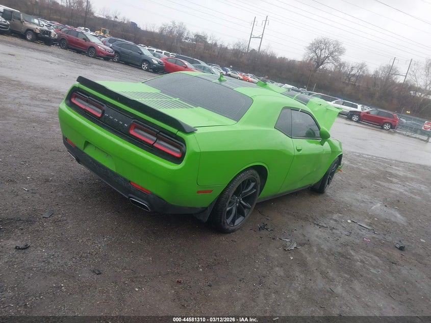 2017 Dodge Challenger Sxt Plus