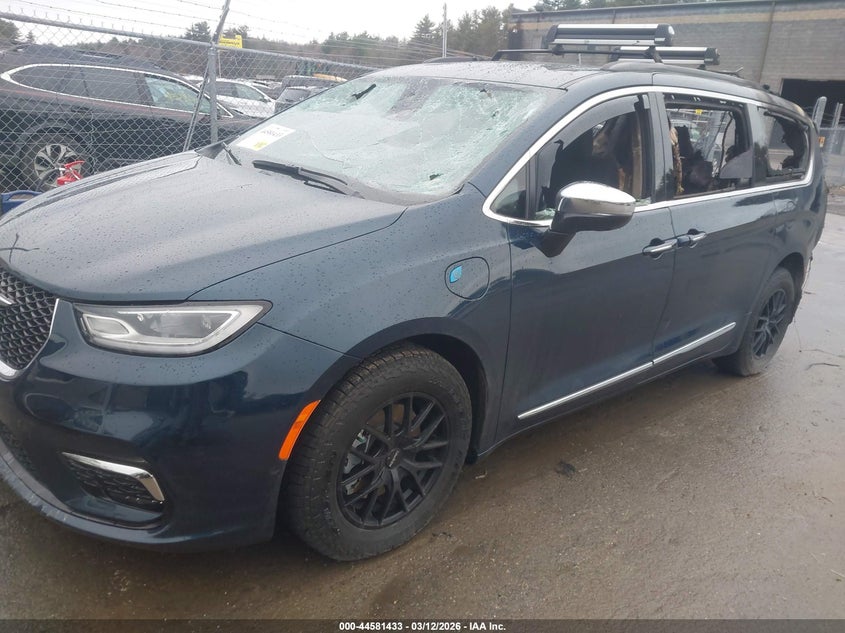 2023 Chrysler Pacifica Hybrid Limited