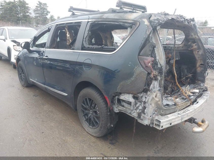 2023 Chrysler Pacifica Hybrid Limited