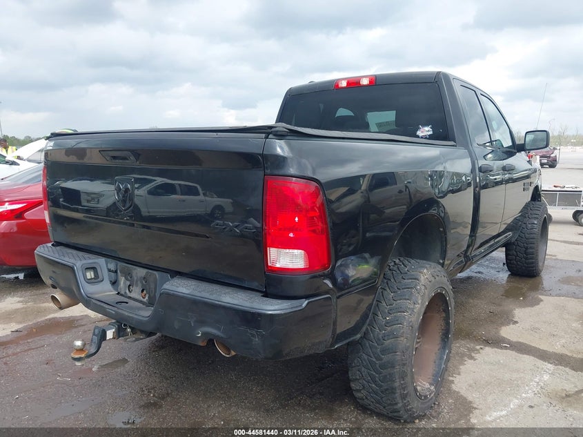 2018 Ram 1500 Express 4X4 6'4 Box