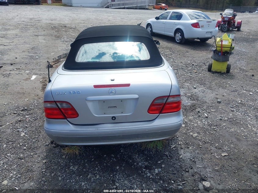 2001 Mercedes-Benz Clk 320 VIN: WDBLK65G31T061647 Lot: 44581493