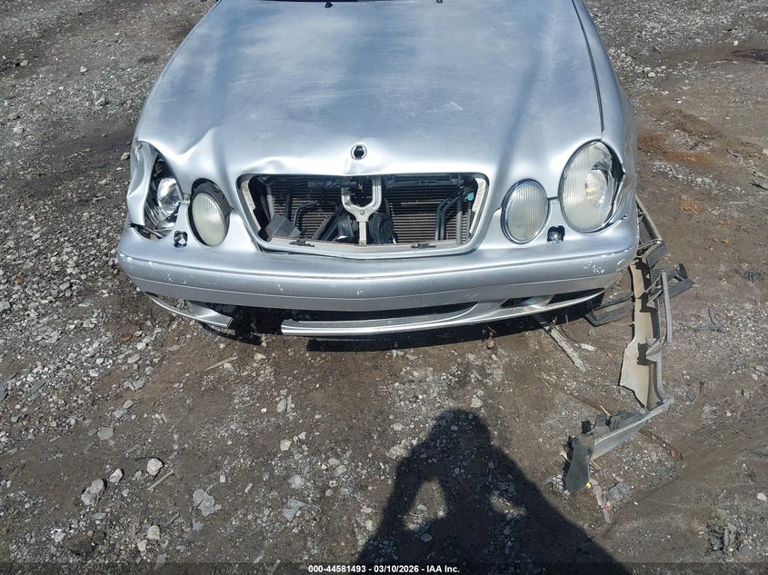 2001 Mercedes-Benz Clk 320 VIN: WDBLK65G31T061647 Lot: 44581493