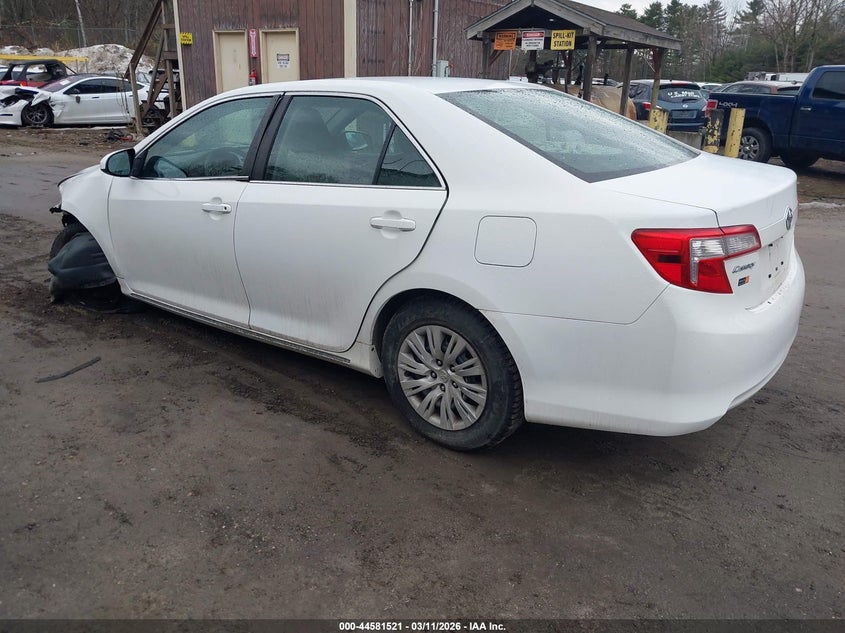 2013 Toyota Camry Le