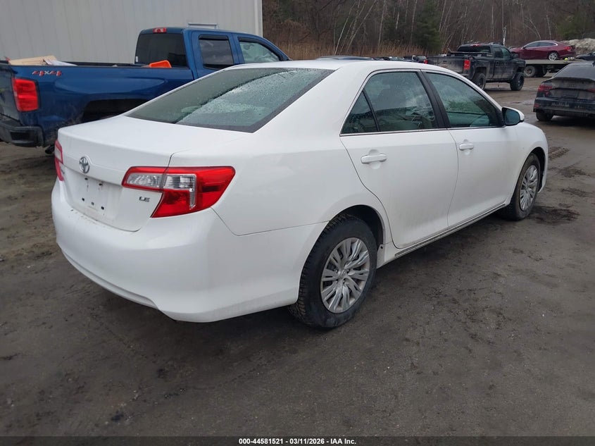 2013 Toyota Camry Le