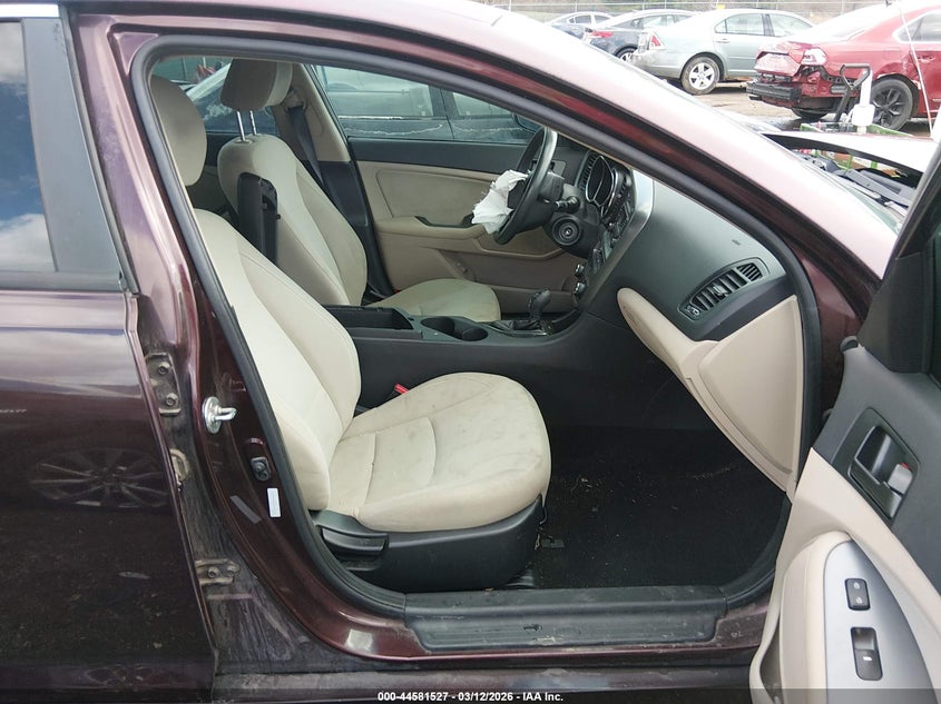2012 Kia Optima 2.4 Lx red Lot 111044581527 Vin 5XXGM4A74CG055933