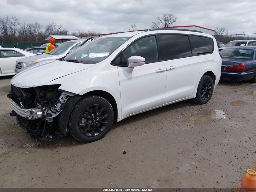 2021 Chrysler Pacifica Touring L Awd