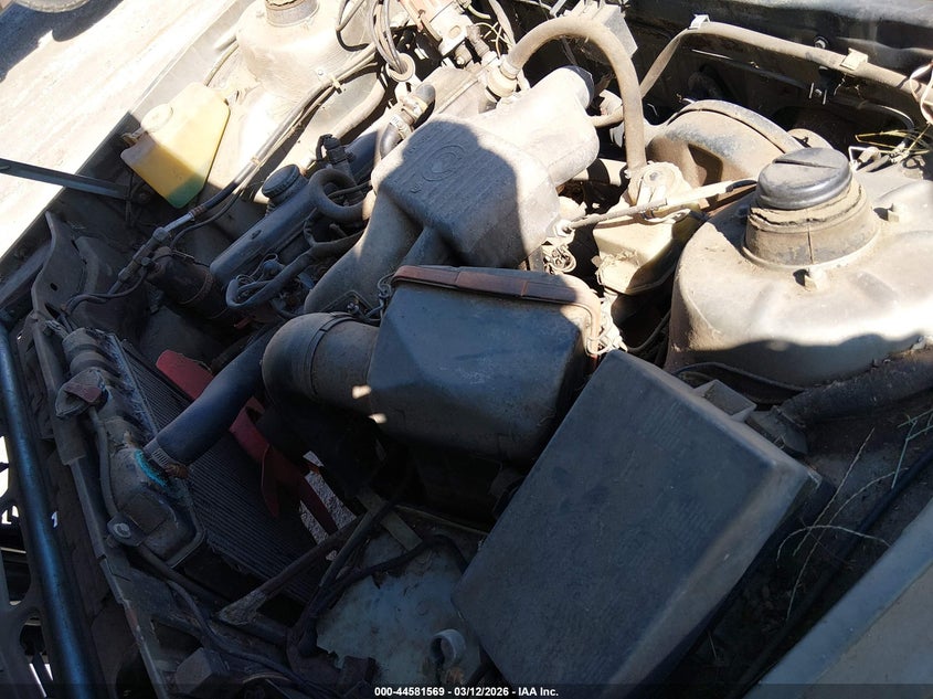 1982 BMW 320 I VIN: WBAAG3305C8052403 Lot: 44581569