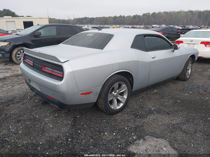 2021 Dodge Challenger Sxt
