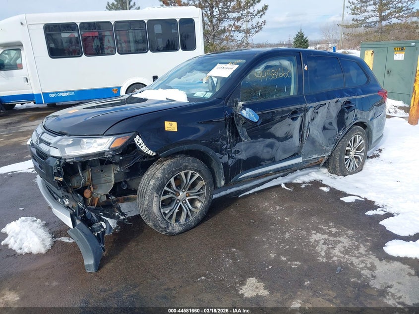 2017 Mitsubishi Outlander Es
