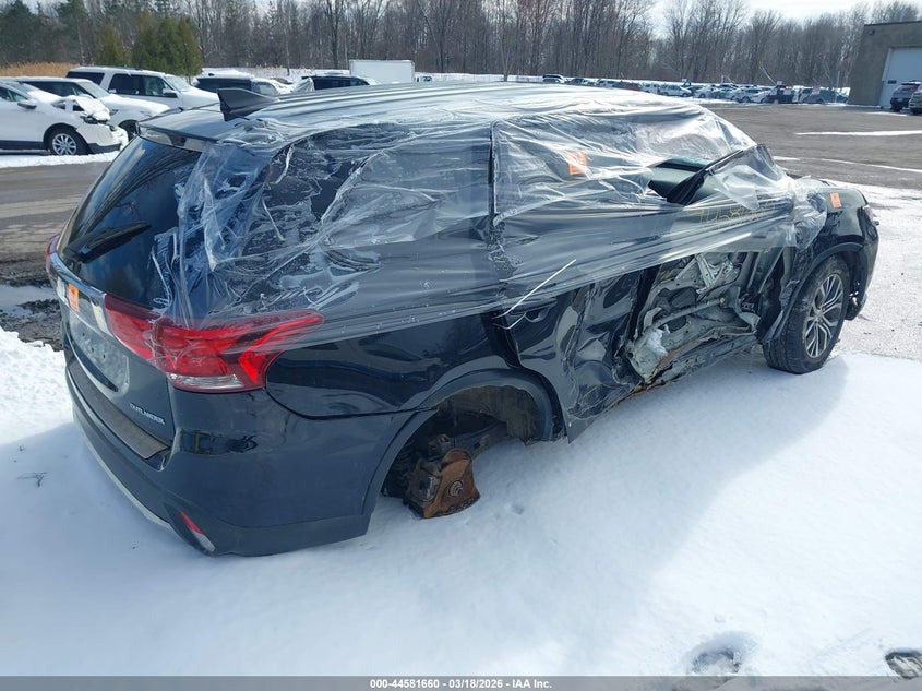2017 Mitsubishi Outlander Es