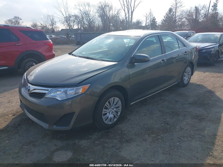2013 Toyota Camry Le