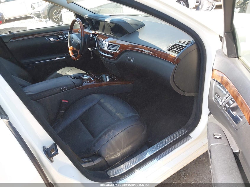 2012 Mercedes-Benz S 550