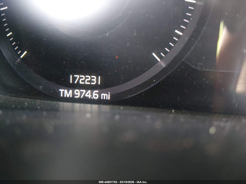 2019 Volvo Xc40 T5 Momentum/T5 R-Design VIN: YV4162XZ9K2012588 Lot: 44581752