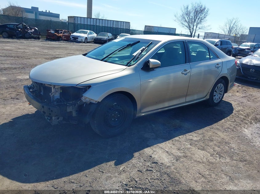2014 Toyota Camry Le