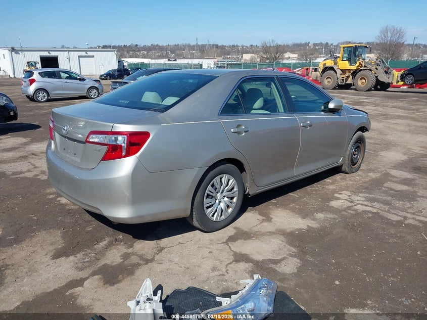 2014 Toyota Camry Le