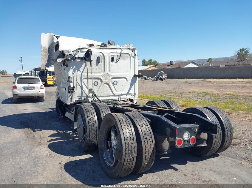 2026 OTHER FREIGHTLINER NEW CASCADIA 126 TRUCK N/A