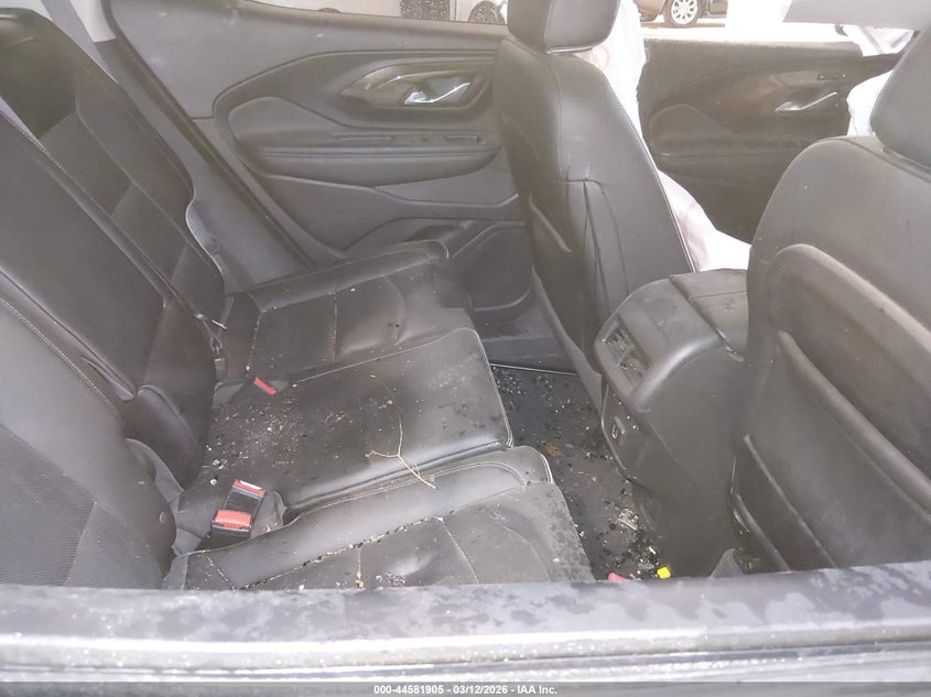 2019 GMC TERRAIN auction photo 8