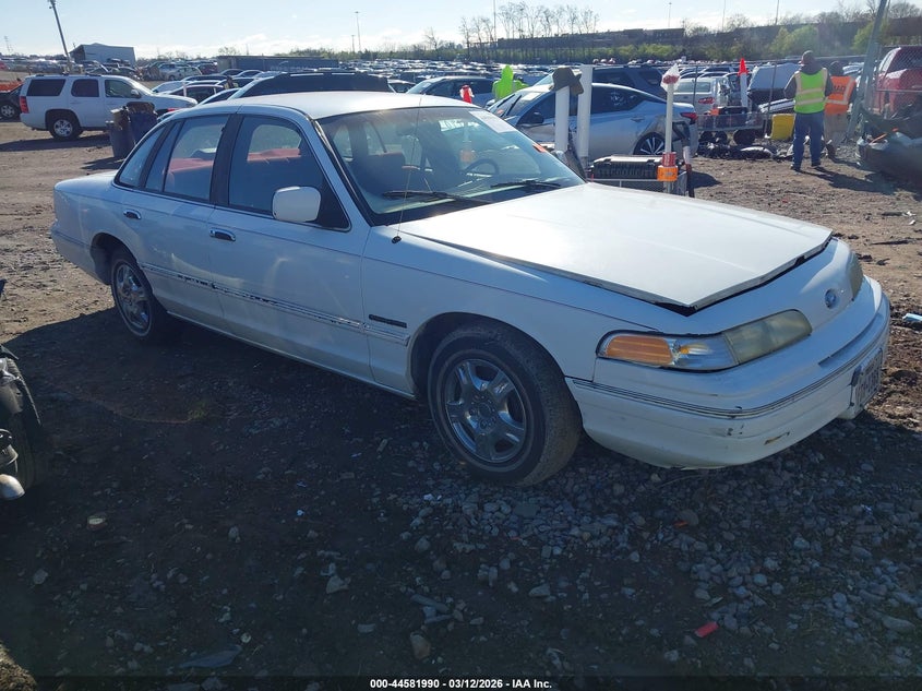 1992 Ford Crown Victoria