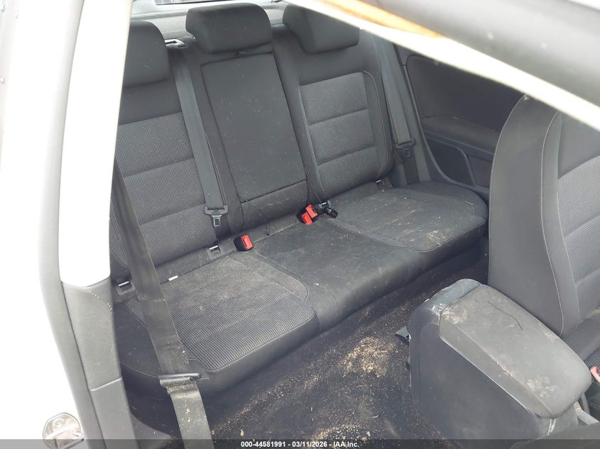 2010 Volkswagen Golf 2-Door VIN: WVWAA7AJ9AW102221 Lot: 44581991