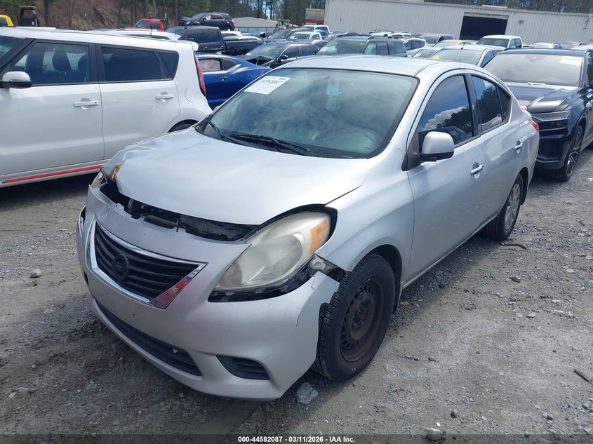 2014 Nissan Versa 1.6 Sv