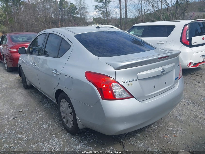 2014 Nissan Versa 1.6 Sv