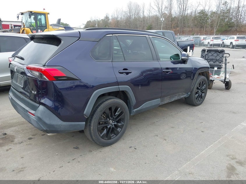 2019 TOYOTA RAV4 auction photo 4