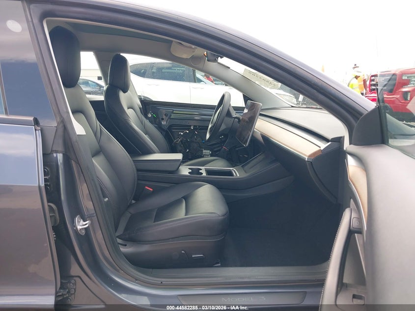 2022 Tesla Model 3 Long Range Dual Motor All-Wheel Drive