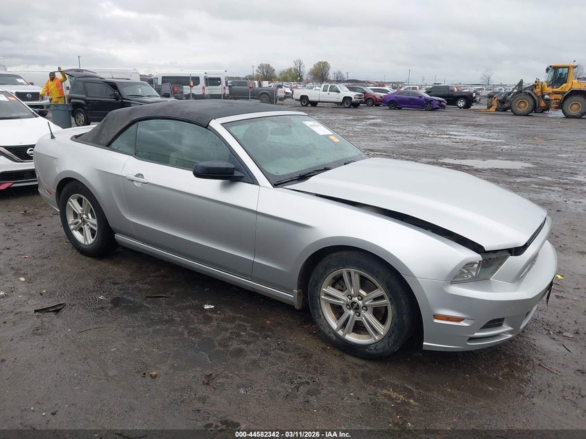 2014 Ford Mustang V6