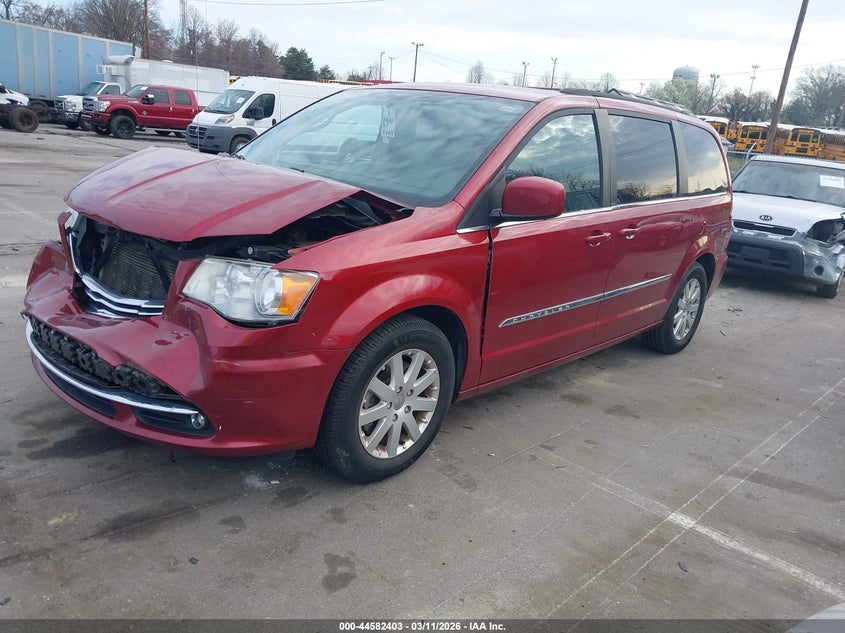 2013 Chrysler Town & Country Touring