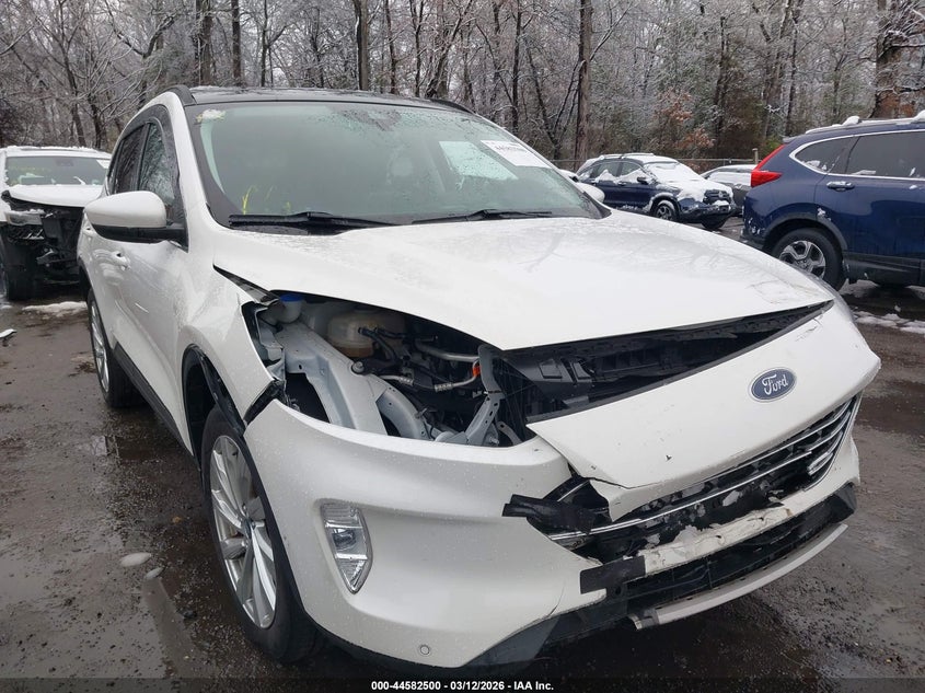 2022 Ford Escape Titanium VIN: 1FMCU9J97NUB27083 Lot: 44582500