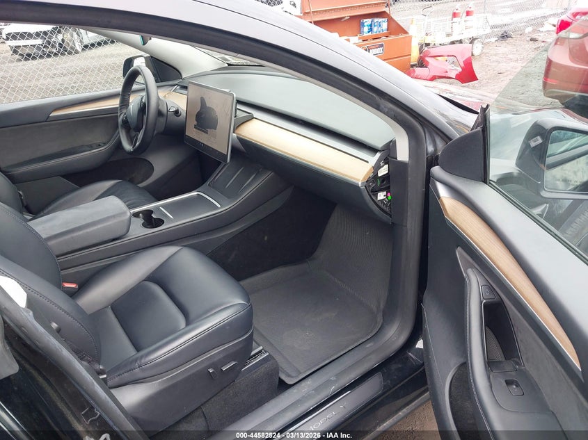 2023 Tesla Model Y Awd/Long Range Dual Motor All-Wheel Drive