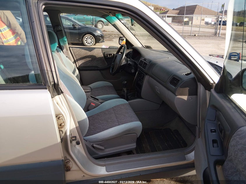 2000 Subaru Forester L