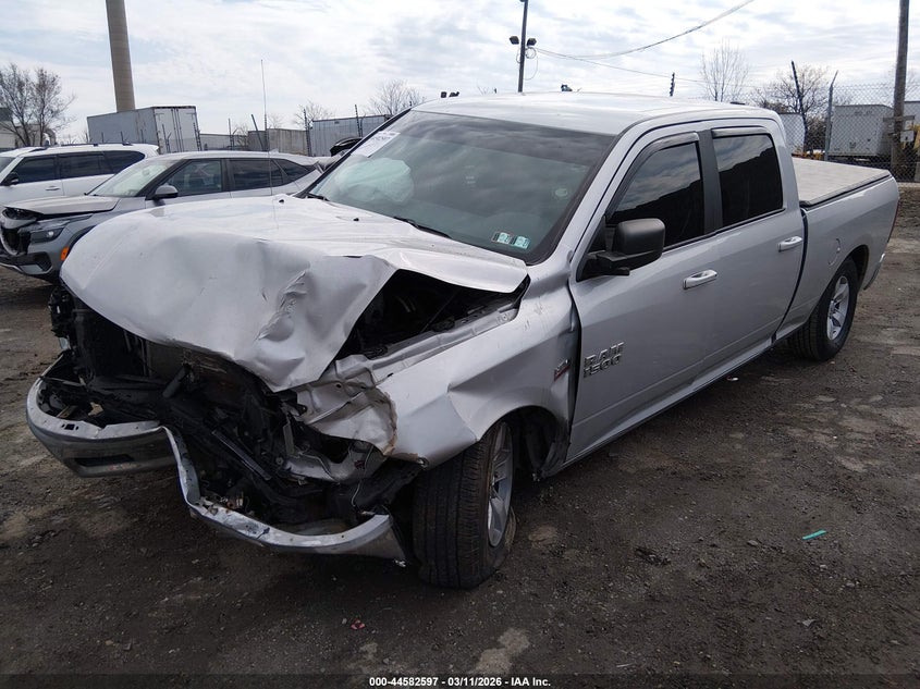 2019 Ram 1500 Classic Slt 4X2 6'4 Box