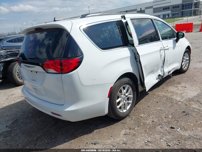 2021 Chrysler Voyager Lxi