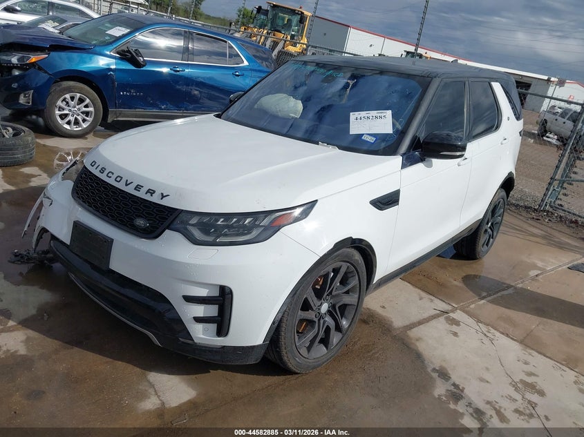 2020 Land Rover Discovery Landmark Edition