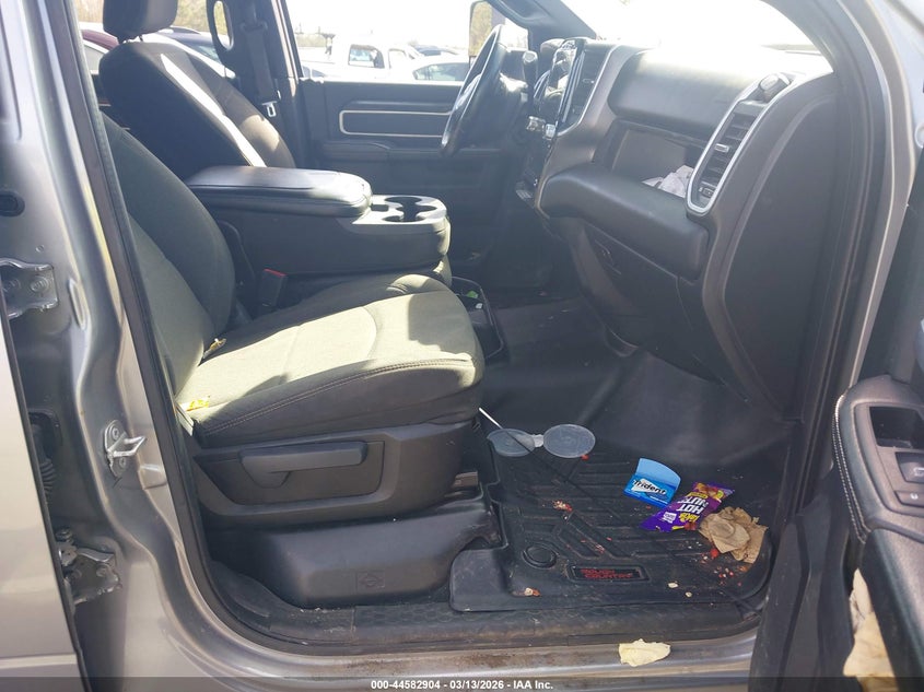 2022 Ram 2500 Big Horn 4X4 6'4 Box