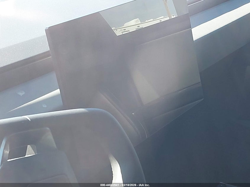 2024 Tesla Cybertruck All-Wheel Drive VIN: 7G2CEHED0RA031055 Lot: 44582941